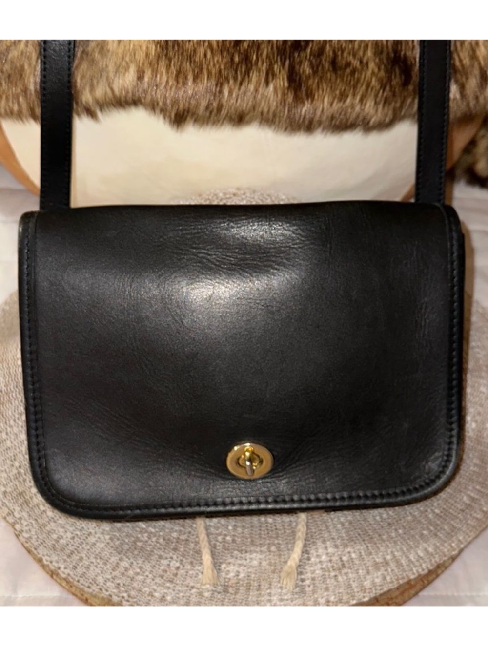 Vintage Black Genuine Leather Gold Tone Hardware Crossbody Shoulder Saddle Bag